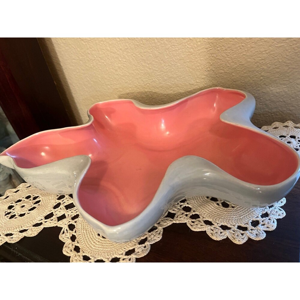 Red Wing Salmon Console Bowl Leaf Design